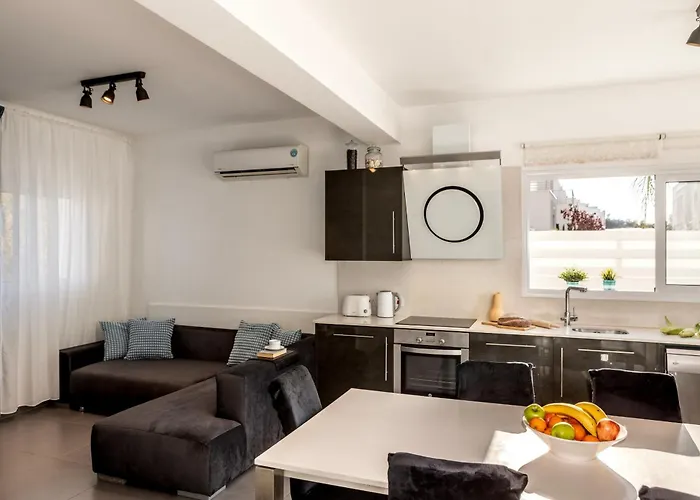 Protaras Alina * Protaras